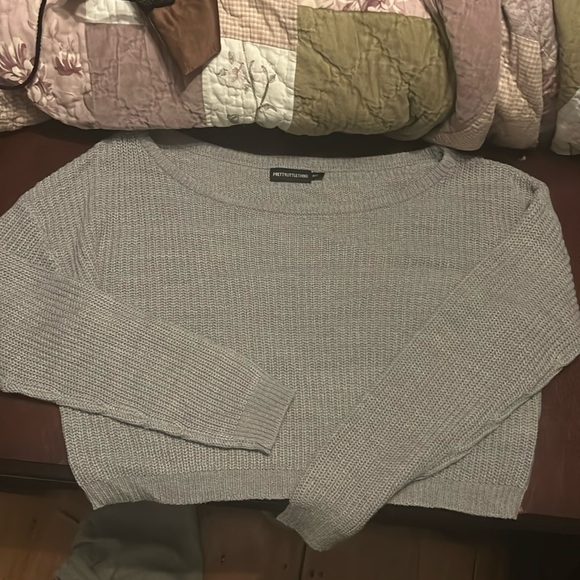 Off the shoulder sweater from pretty little thing! - Picture 1 of 3